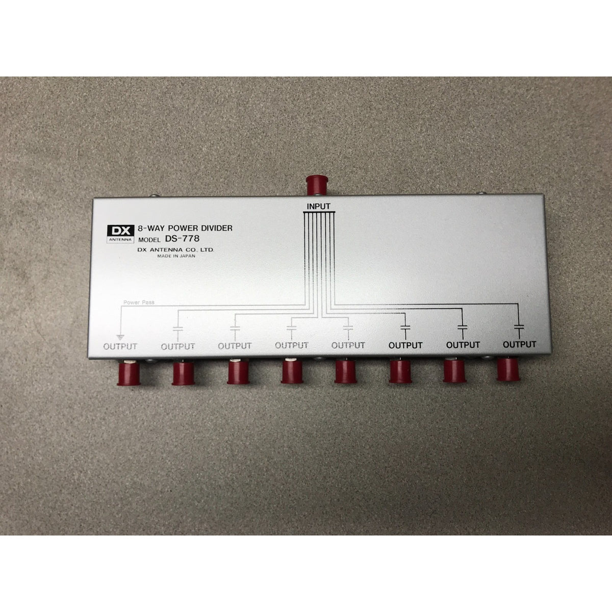 DX Antenna 8-Way Power Divider DS-778 top view