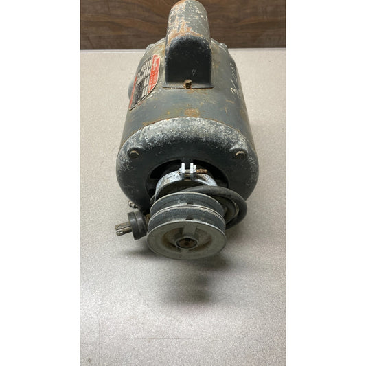 Dayton Capacitor AC Motor 4K859 G 115V front view with cord