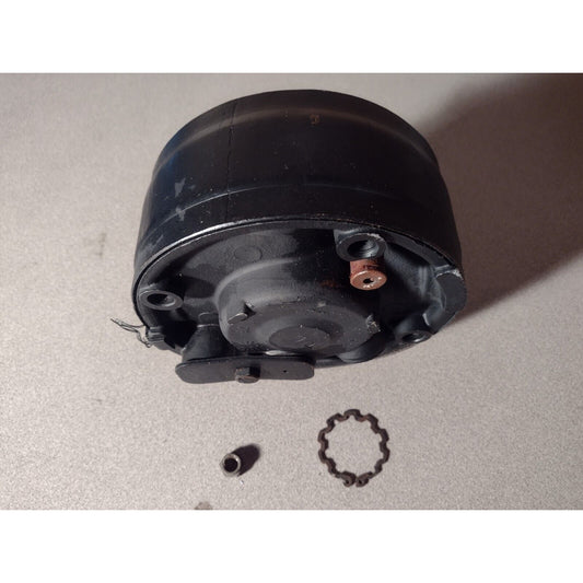Delco Remanufactured Compressor Without Clutch 12305744, 1# 15-2233