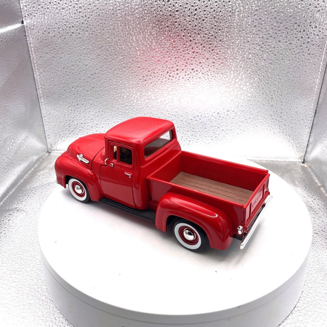 Motor Max 1955 Ford F-100 Pickup Red Die Cast, Scale: 1/24, No. 79341 drivers side/back end view