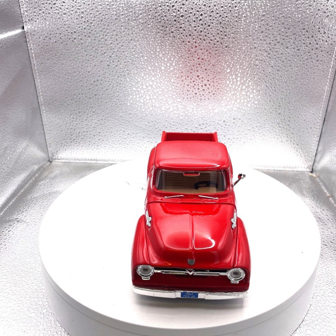 Motor Max 1955 Ford F-100 Pickup Red Die Cast, Scale: 1/24, No. 79341 front end view