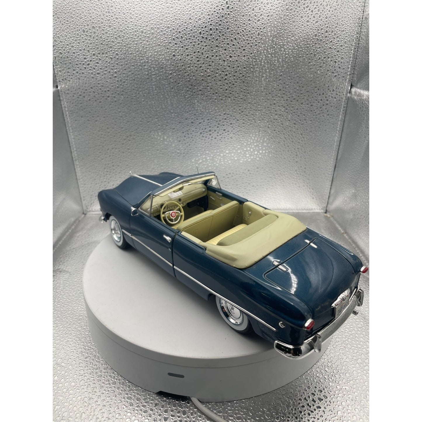 Maisto 1949 Ford Blue Convertible Die Cast, Scale: 1/18, 11322 drivers side/back end view
