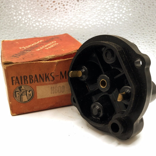 Fairbanks Morse H800 Magneto Cap underside view with box