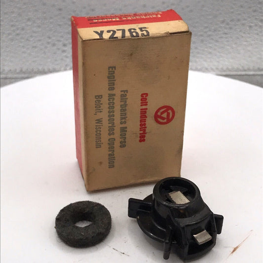 Fairbanks Morse Rotor Button Y2765 and felt washer front view with box