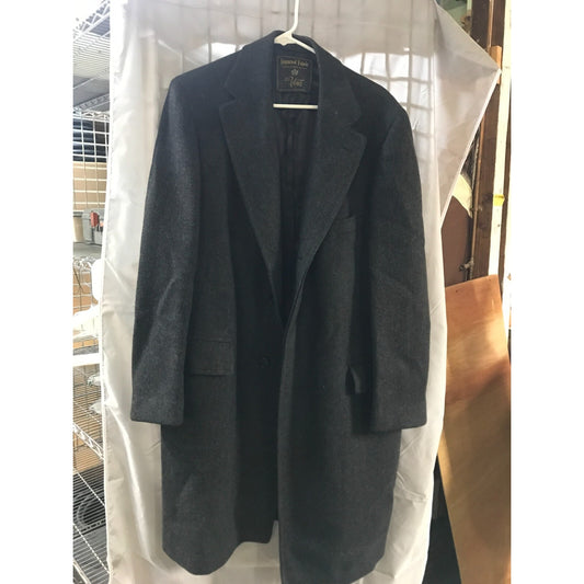 Filene's Men's Store Men's Grey Wool Top Coat, Men's M front of coat view