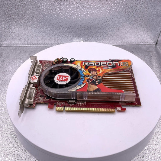 GECUBE Radeon X1650 1G(512MB on Board) GDDR2 PCI Express x16 CrossFireX Support Video Card HM165G2-E3(R) top view