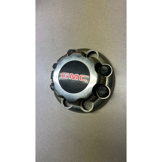 GMC Hubcap with 5 Lugnut Caps