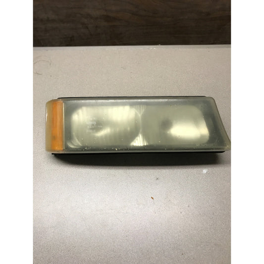 GM P27/7W Right Headlight Bottom Lense, Fits 2003 Chevy Silverado 2500HD