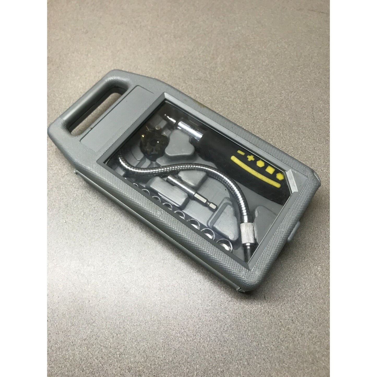 Ratchet with Flex Extension, SAE Bits 3/16 - 1/2, Case Included, Unbranded