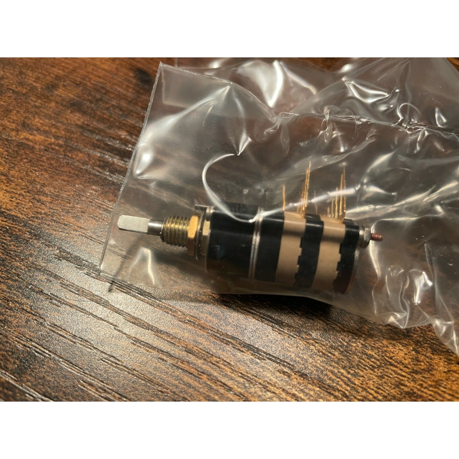Grayhill 9P30-02-1-06S Rotary Switch item in clear plastic bag