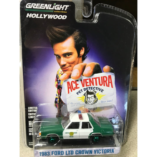 Greenlight Ace Ventura 1983 Ford Ltd Crown Victoria front of package displaying car