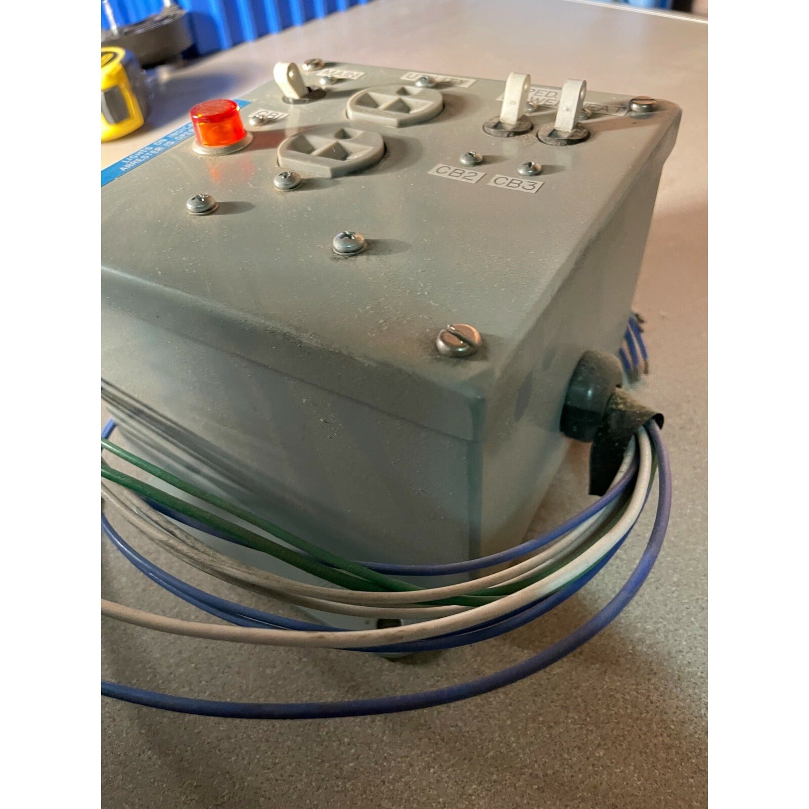 LIGHTNING PROTECTION CORP LPC-20111-12&nbsp;AC POWER ARRESTER&nbsp;120V, 2 WIRE, 1 PHASE top/side view with wires