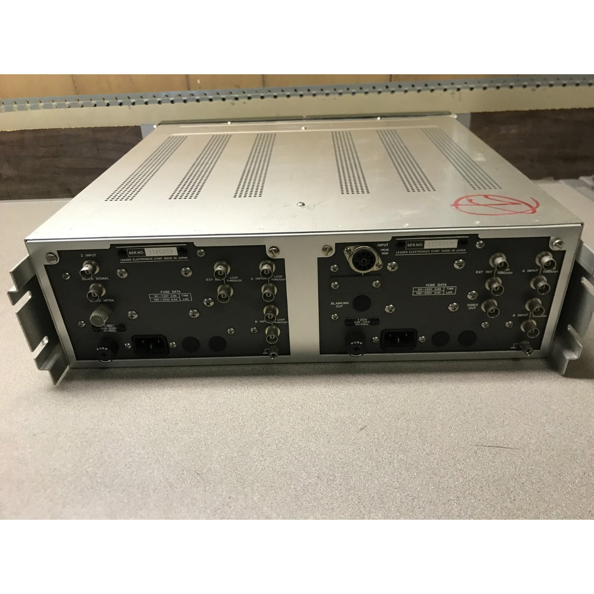 Leader Waveform Monitor NTSC Vectorscope 5860C 5850C back panel view