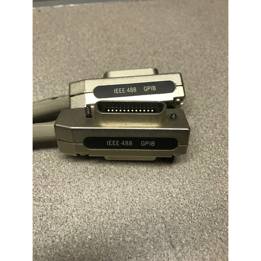 IEEE-488 GPIB Connector Cable 300V closeup
