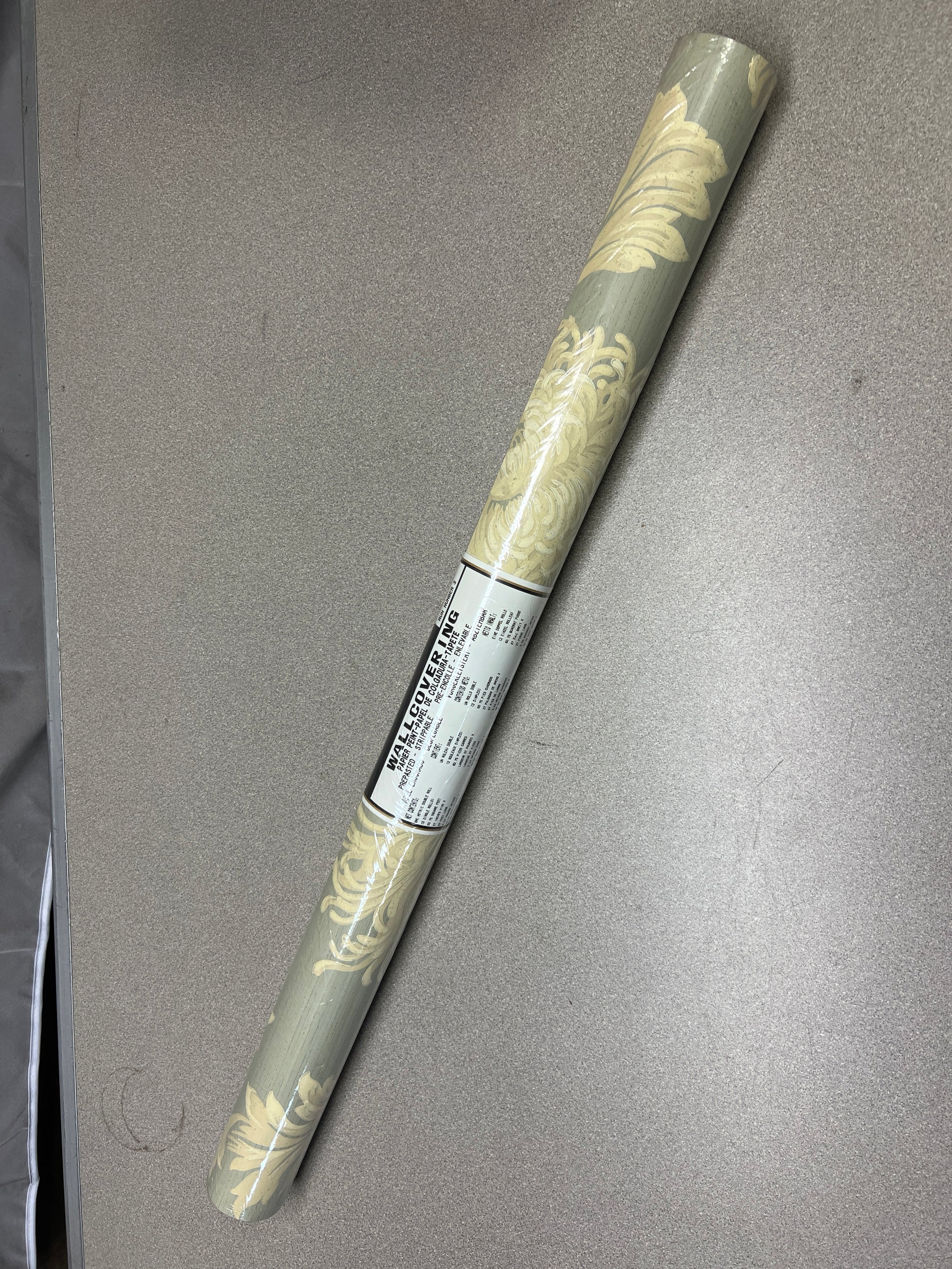 Eisenhart Wall Covering Paper (covers 60.75ft) (Lot of 9) (green background)