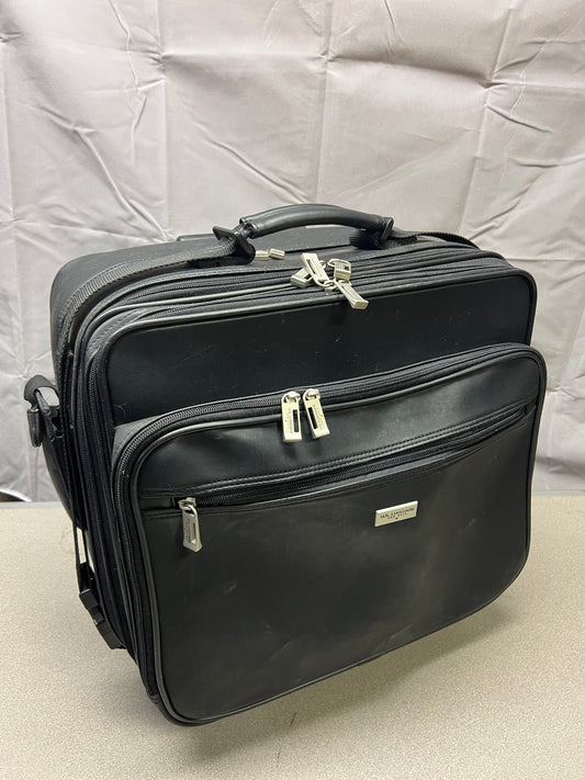 Black U.S. Luggage New York Leather Travel Bag