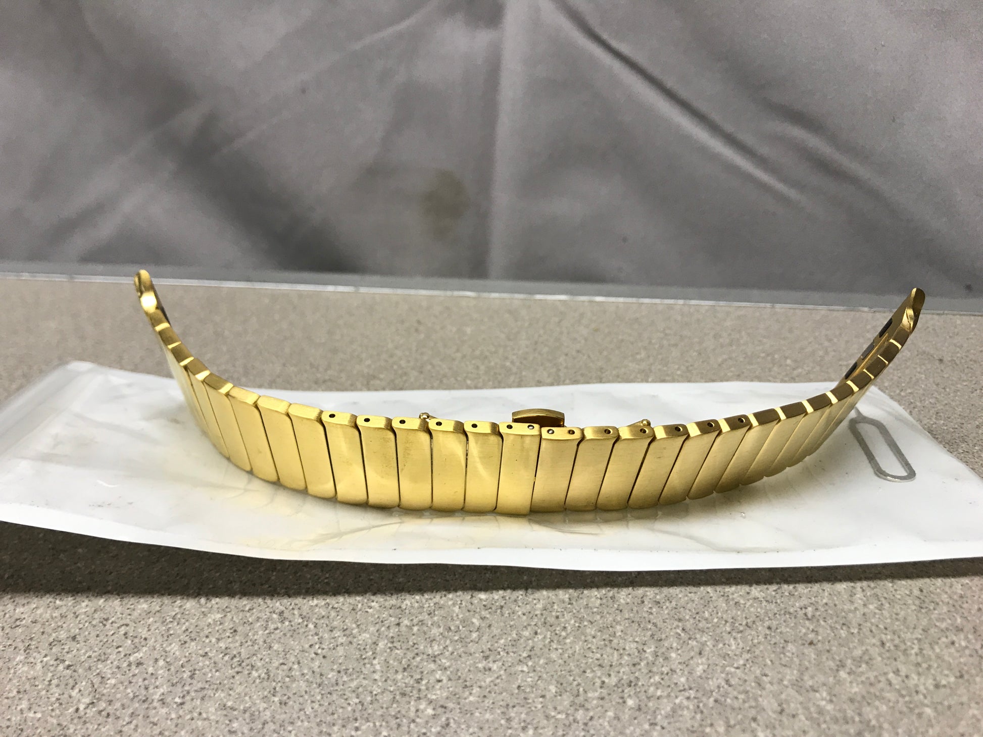 Gold Apple Watch Strap 7in - side view