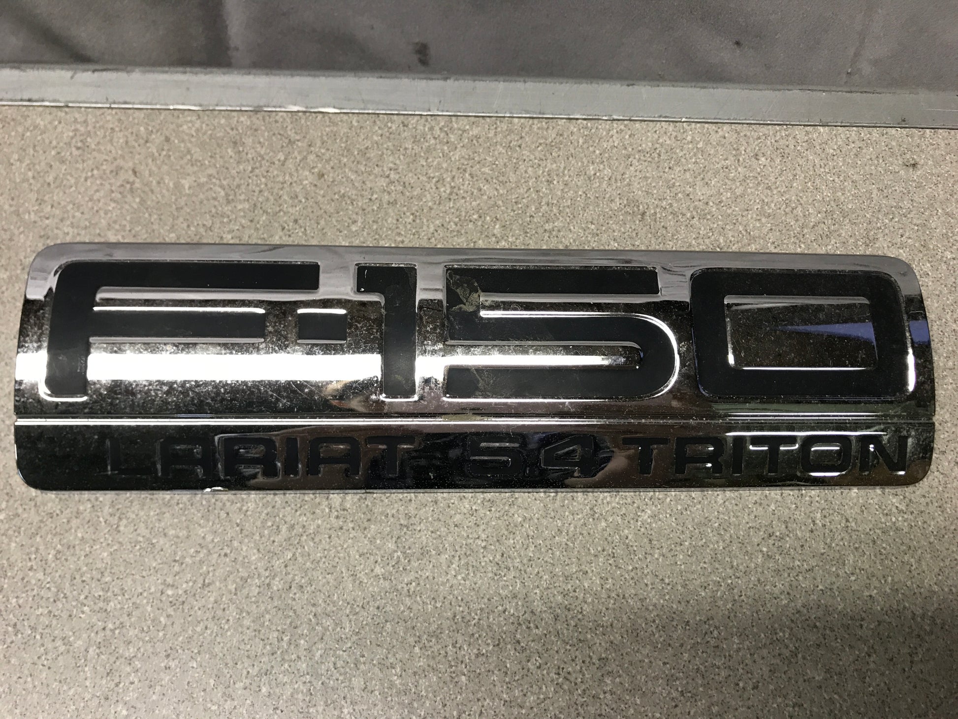Ford F-150 Lariat 5. 4 Triton Decal