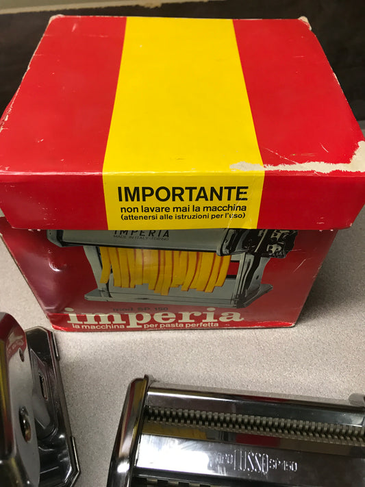 Imperia SP 150 6" Inch Rollers Pasta Machine box