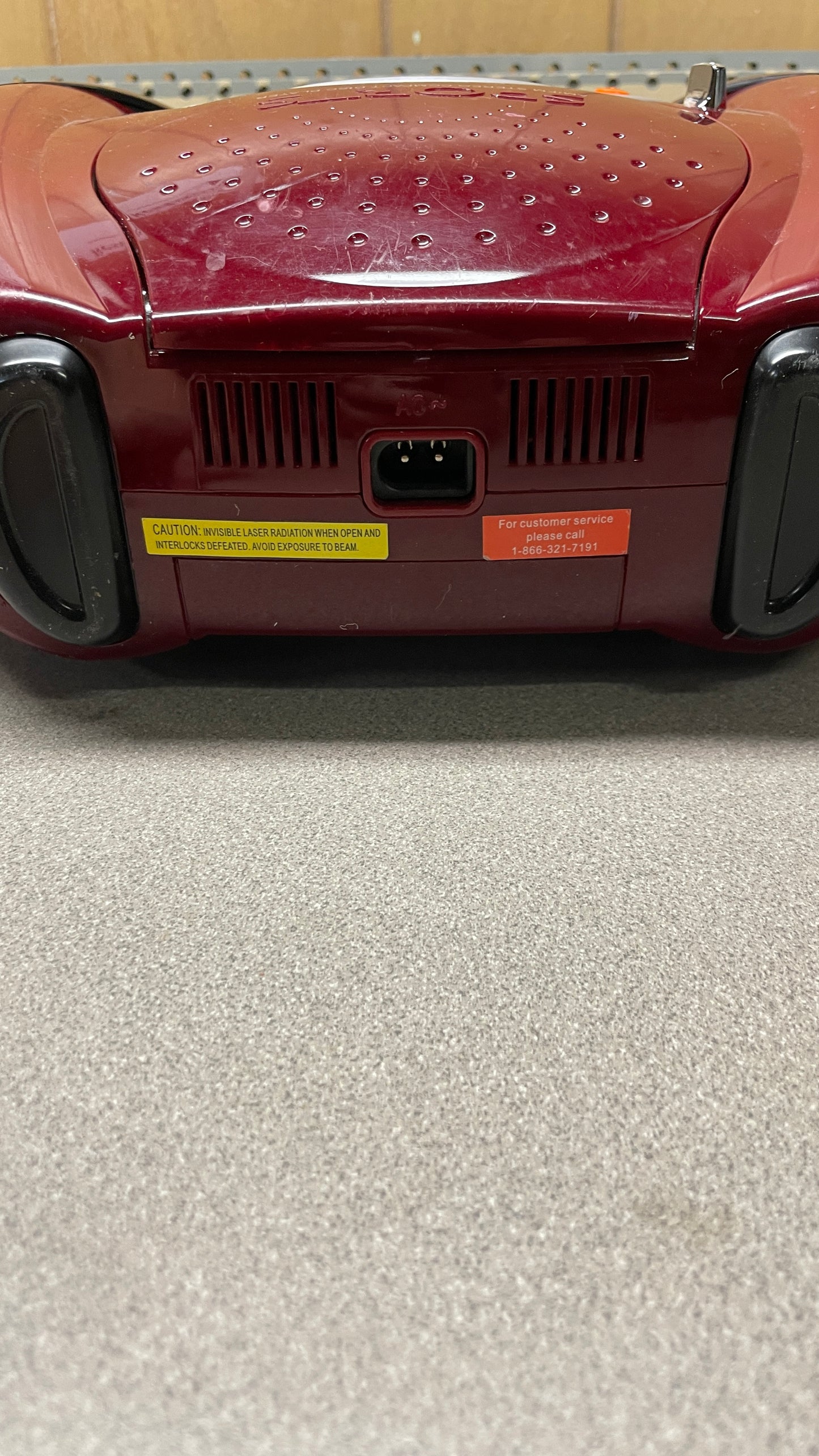 Craig CD6912B Maroon Vintage Sports Stereo Radio back view