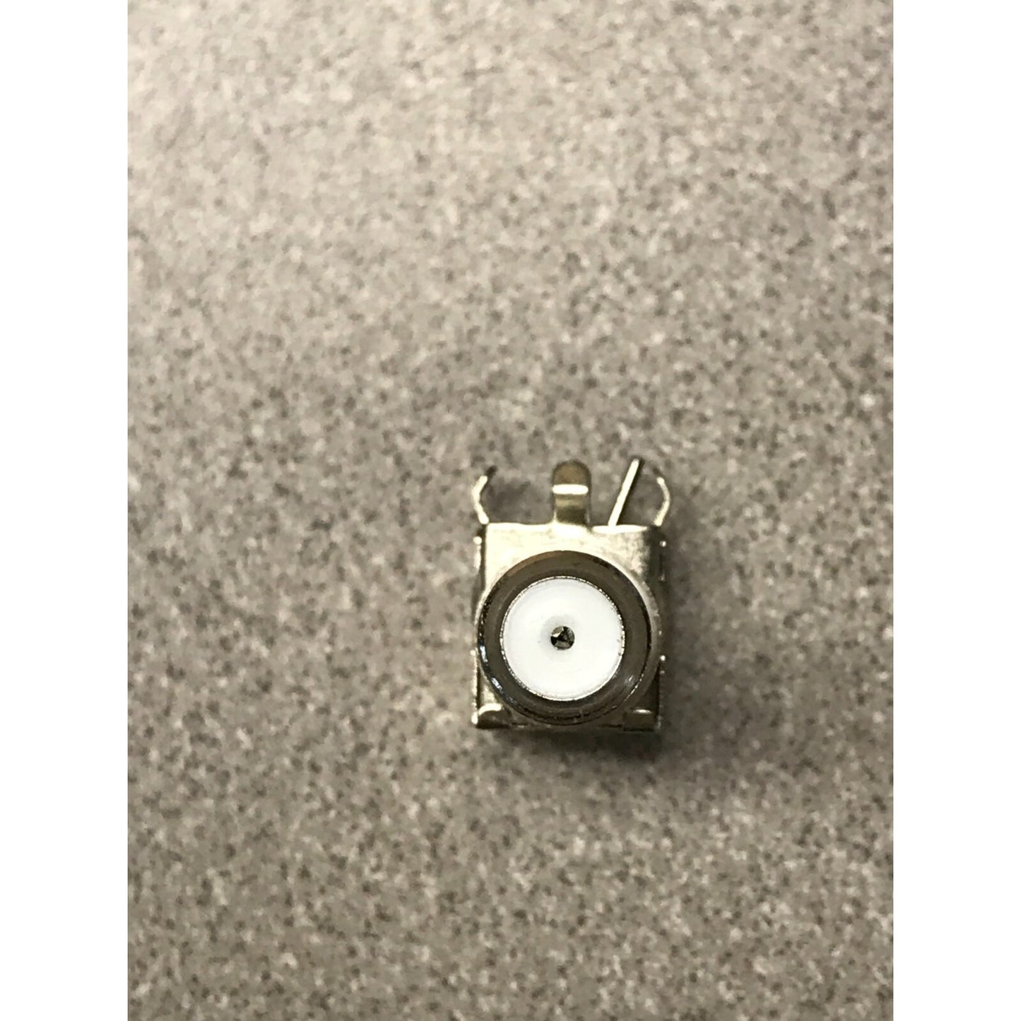 F-Type Female Panel Mount right angle CTP-156-CS2G - Lot of ~250 closeup of connector 