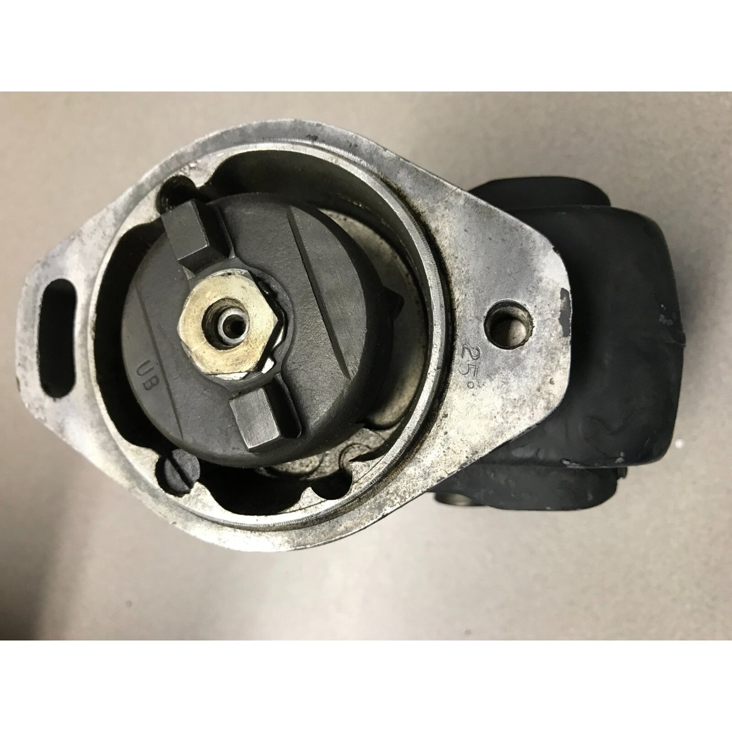 Fairbanks Morse Type FM XR6B16M bottom view