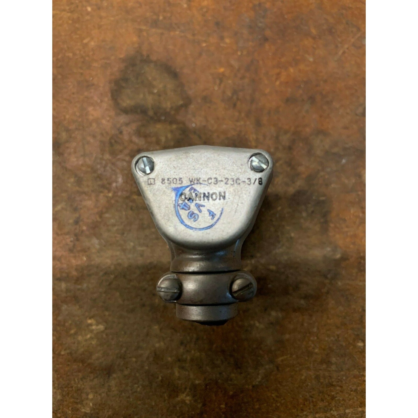ITT Amphenol MS3106E16-10P Circular Connector Plug end view with product stamp