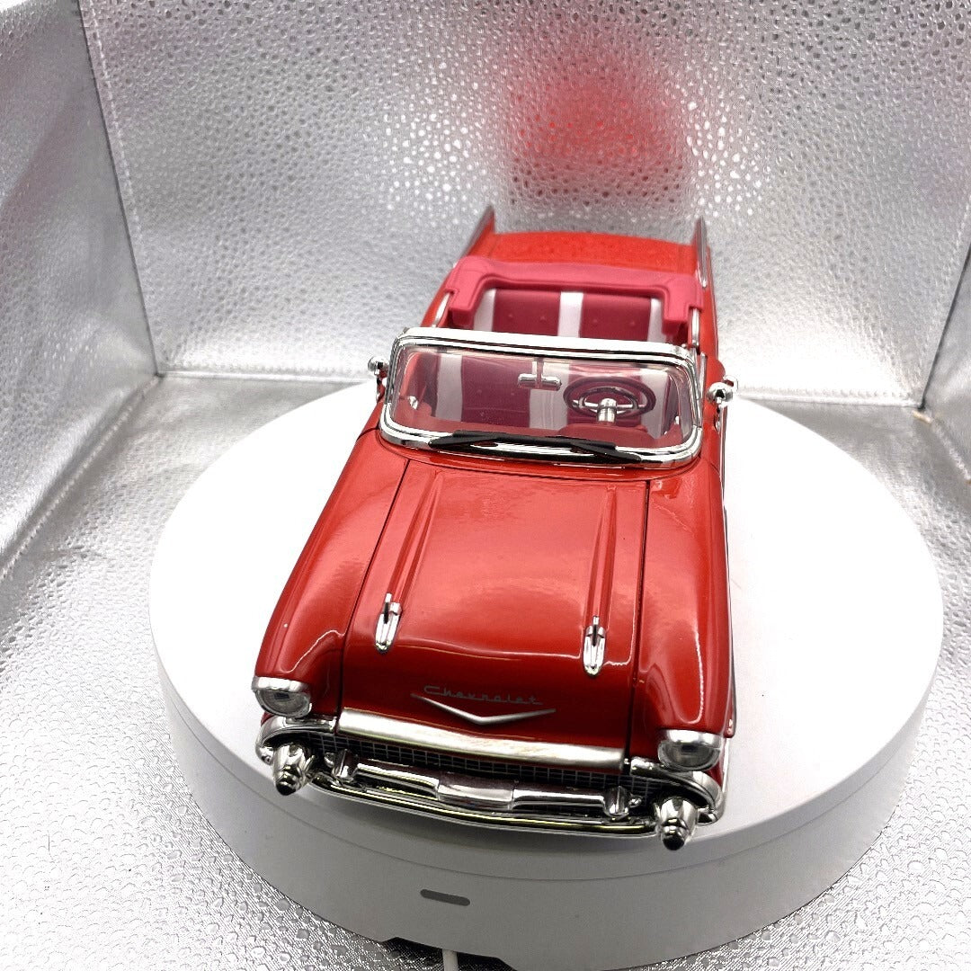 Motor Max 1957 Chevy Bel Air Red Die Cast, Scale: 1/18, No. 73175 front end view