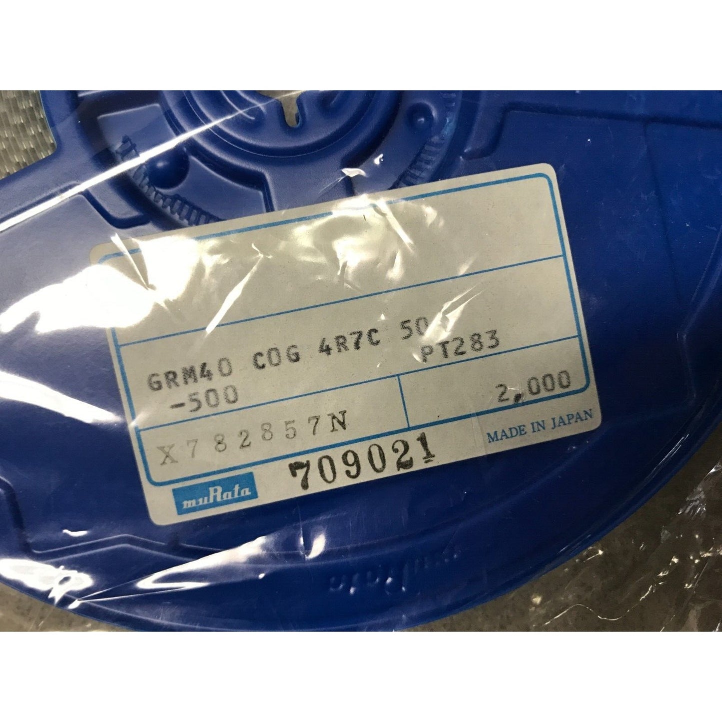 Murata SMD Chip Resistor Stripe GRM40 COG 4R7C 50-500 PT283 closeup of product label