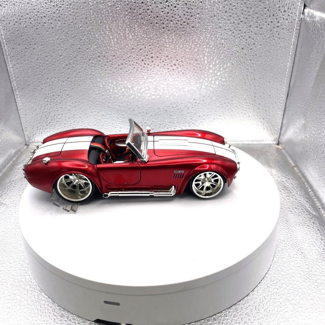 Jada Toys 1965 Shelby Cobra 427 S/C Red Die Cast, Scale: 1/24, No. 90540 passenger side view