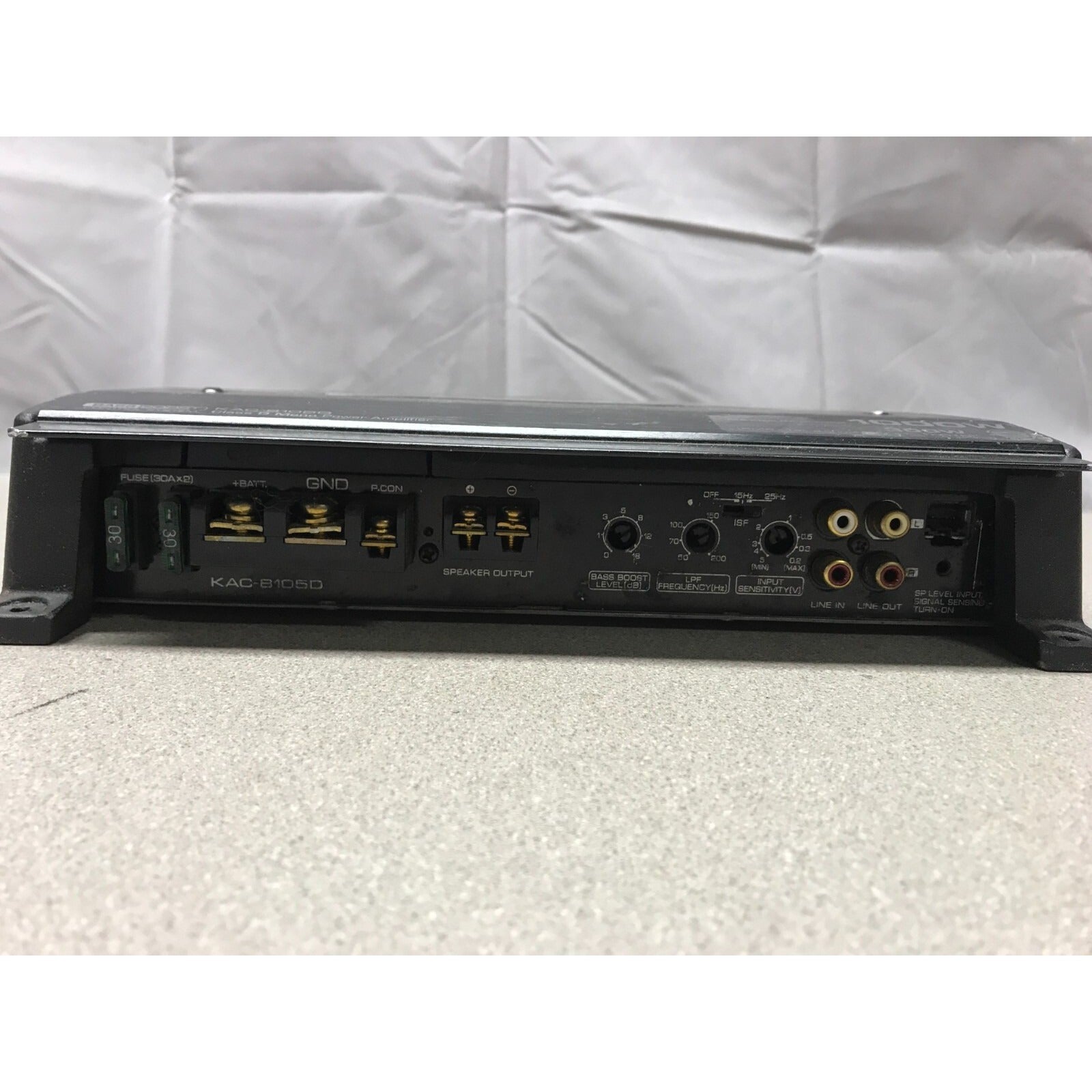 Kenwood KAC-8105D 300W-1000W Class D Mono Power Amplifier complete front view