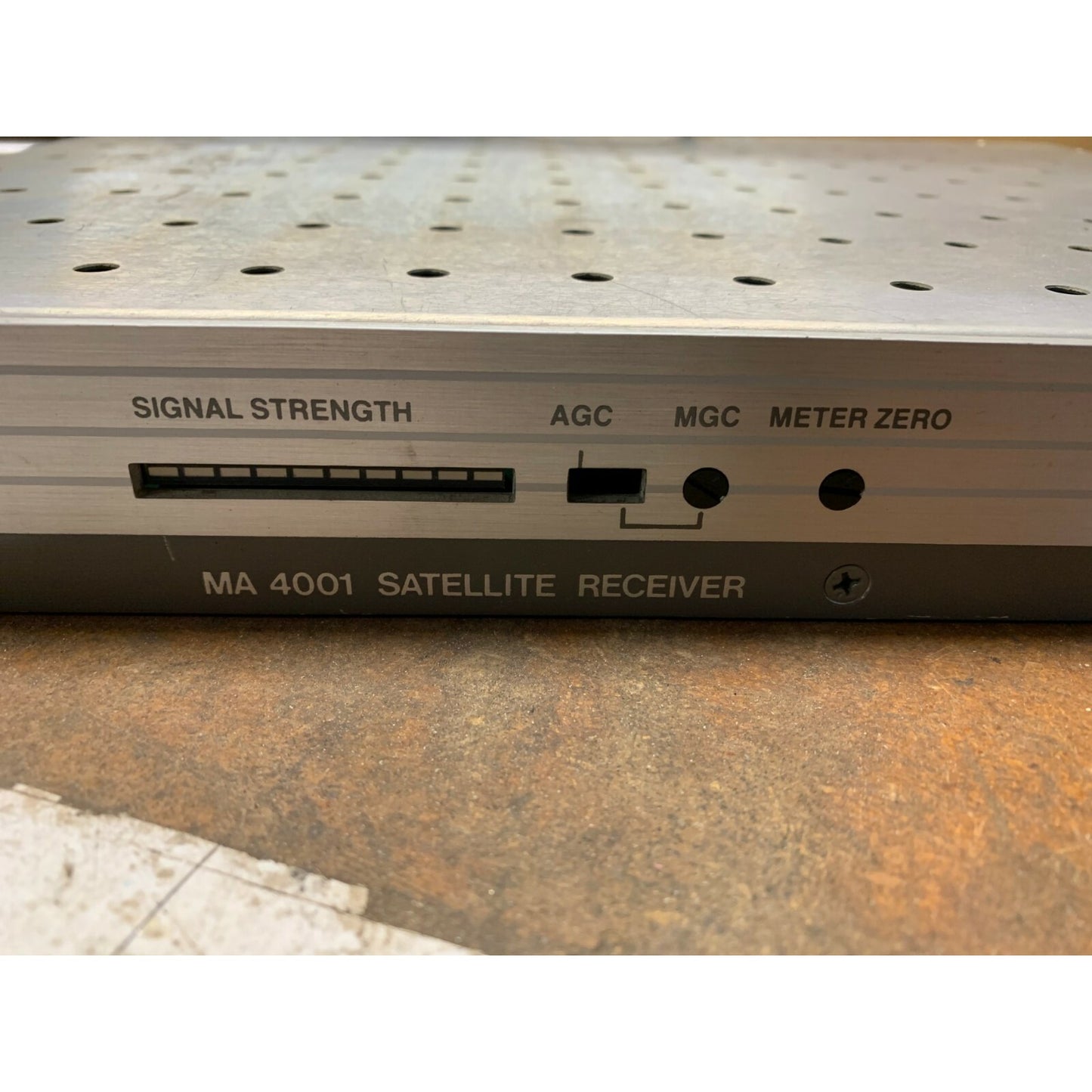 MACOM MA-4001 Satellite Receiver front panel close up