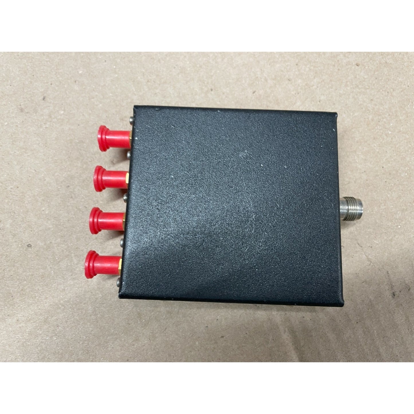 Celwave PD8814E TNC in to SMA 4-way Power Splitter 1453-1477 MHz
 top view