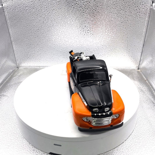 Maisto 1948 Ford F1 Pickup Harley Davidson Die Cast with Motorcycle, Scale: 1/25, No. 01618 front end view