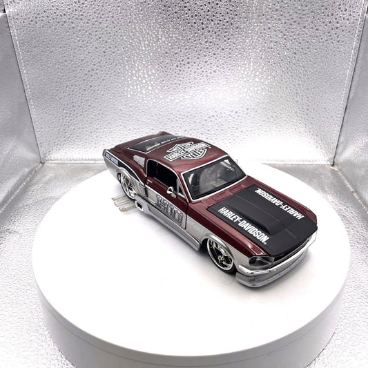 Maisto 1967 Ford Mustang GT Harley Davidson, Scale: 1/24, No. 01625 passenger side/front end view