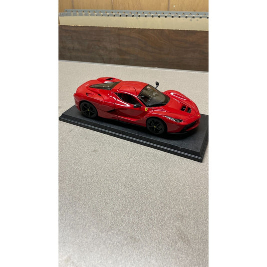 Maisto LaFerrari Red Die Cast, Scale: 1/18 passenger's side view