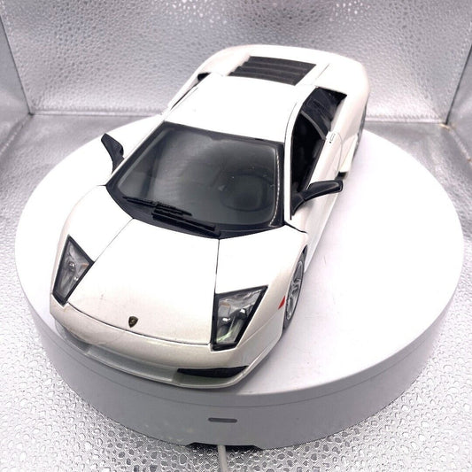 Maisto Lamborghini Murciélago LP640 White Die Cast, 1/18 Scale 11433 front view