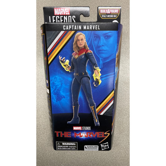 Marvel Legends F3680 Captain Marvel front of package with image of action figure