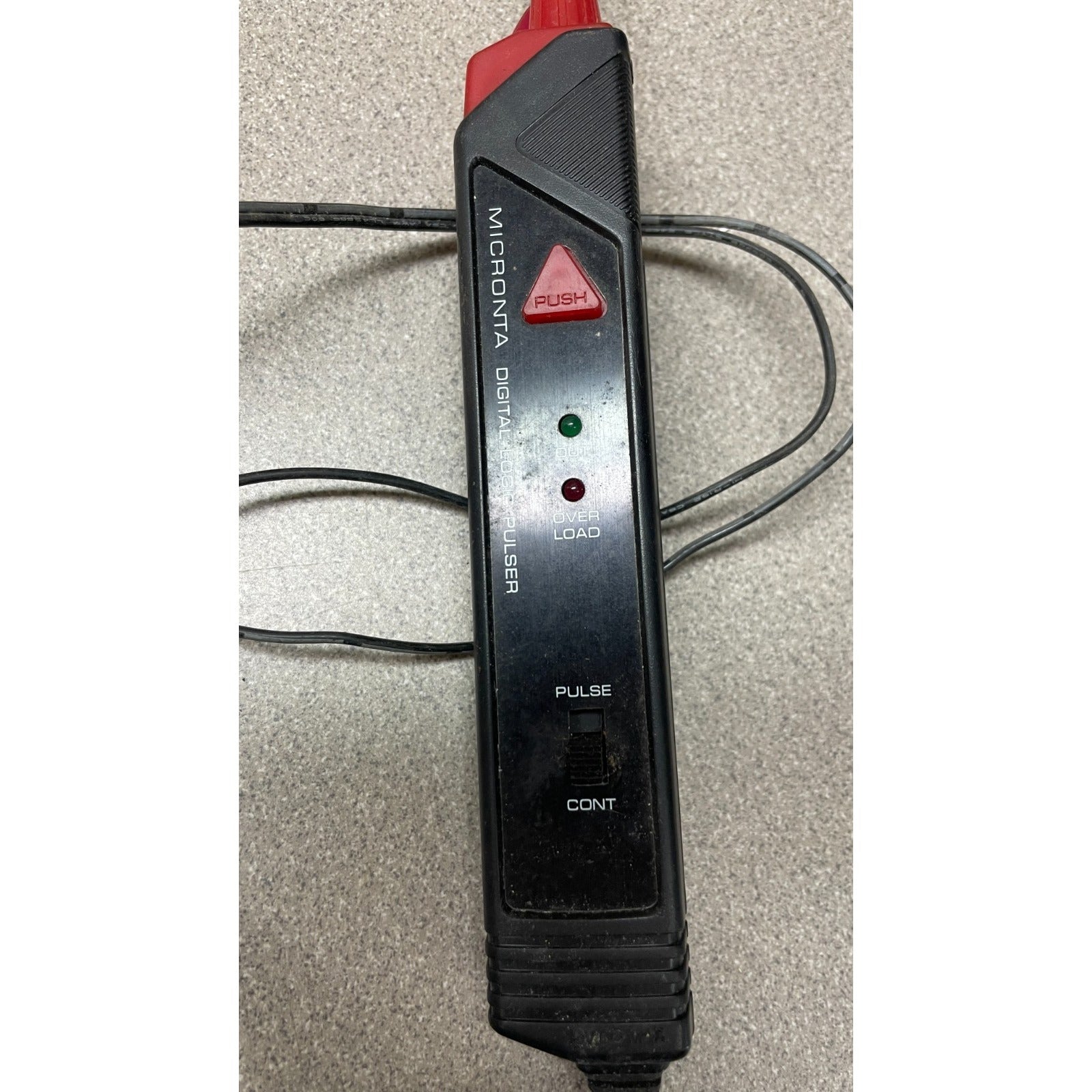 Micronta Digital Logic Pulser 22-304 closeup of front panel