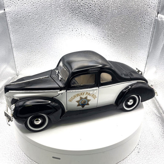 Motor Max 1940 Ford Sedan Coupe California Highway Patrol Die Cast drivers side view