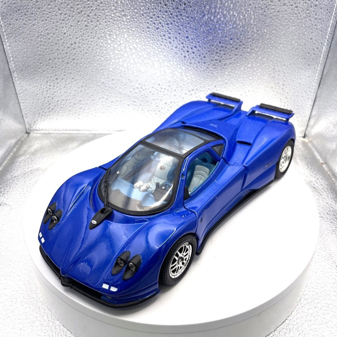 Motor Max Pagani Zonda C12 Blue Die Cast, Scale: 1/18 No. 73147 front/driver's side view