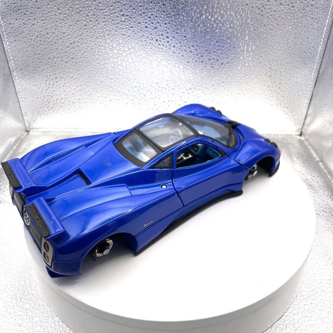 Motor Max Pagani Zonda C12 Blue Die Cast, Scale: 1/18 No. 73147 passenger side view