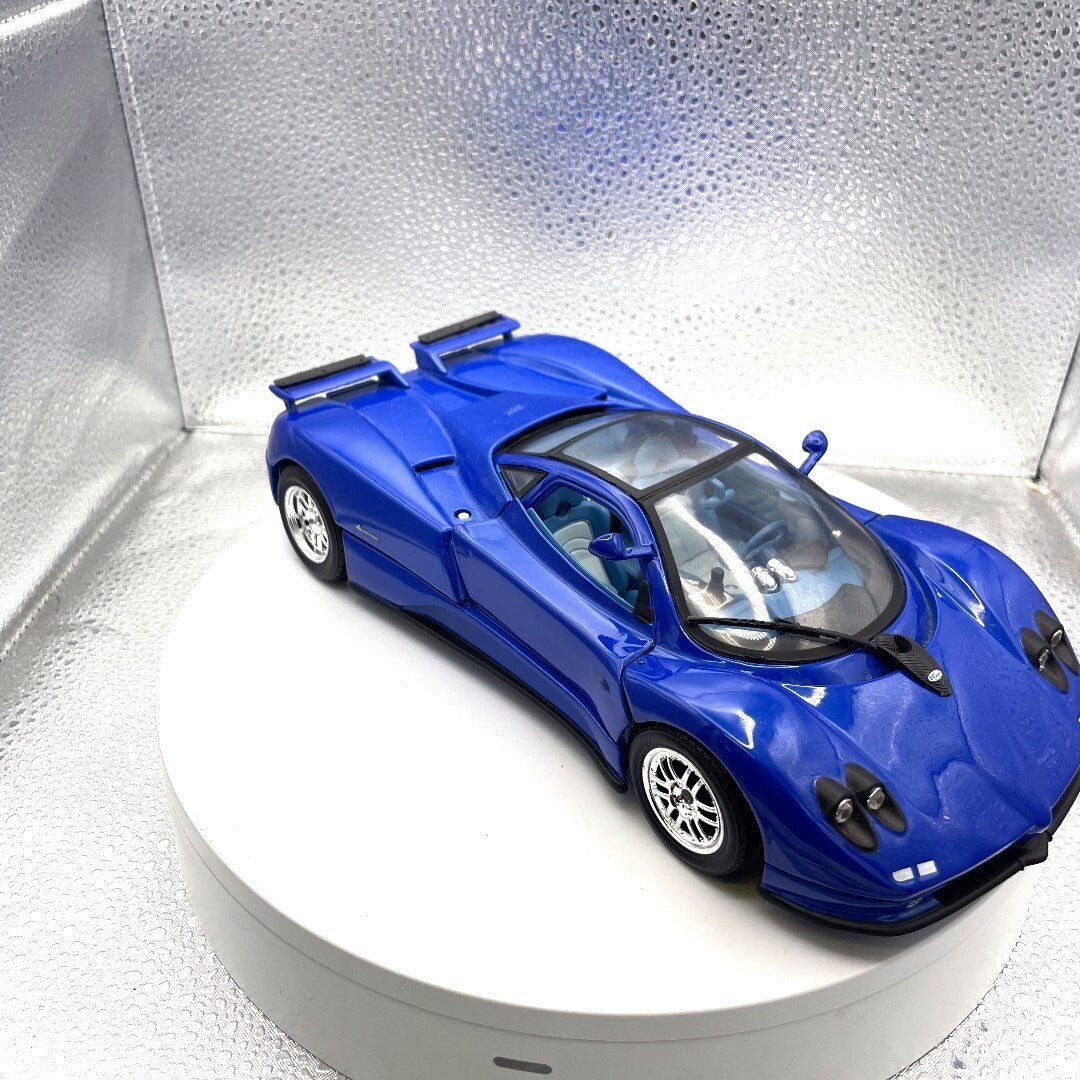 Motor Max Pagani Zonda C12 Blue Die Cast, Scale: 1/18 No. 73147 passenger/front side view