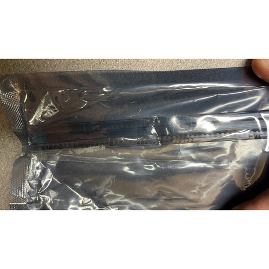 Mouser Electronics Tri-St Octal D-Type TI Latches 595-SN74HC373N in packaging