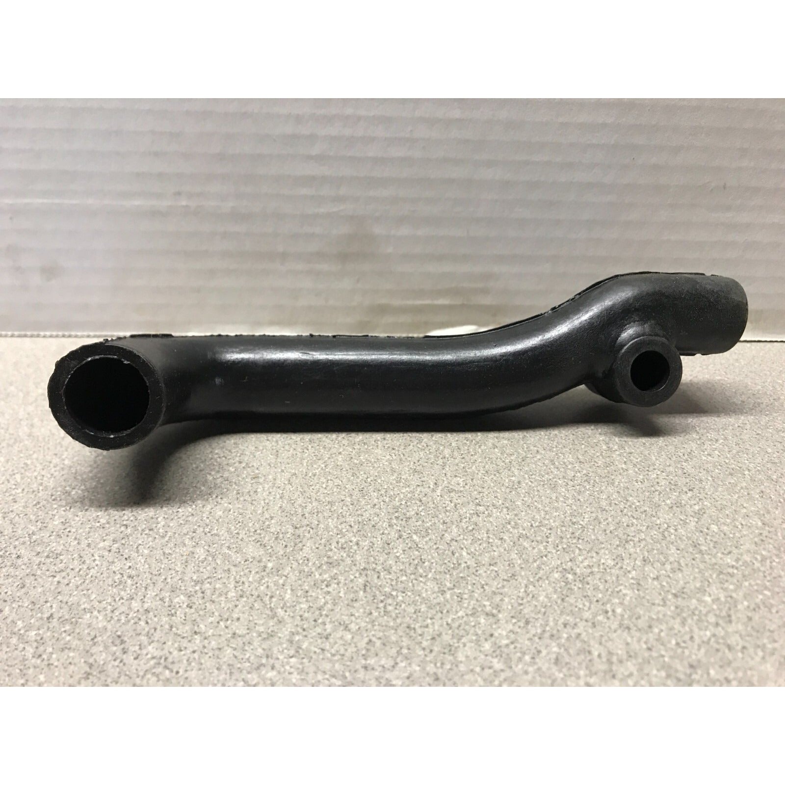 Chrysler Mopar vent breather tube hose 5214087 62243-A 101 front/top view of hose