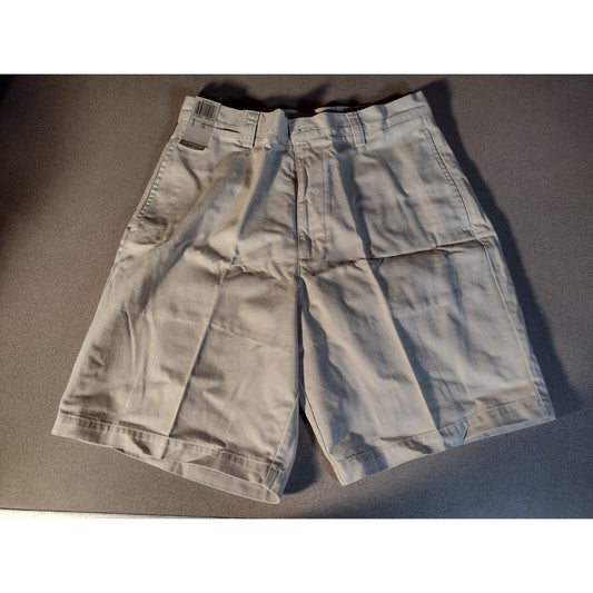 New Dockers 30832 W34 Shorts front of shorts