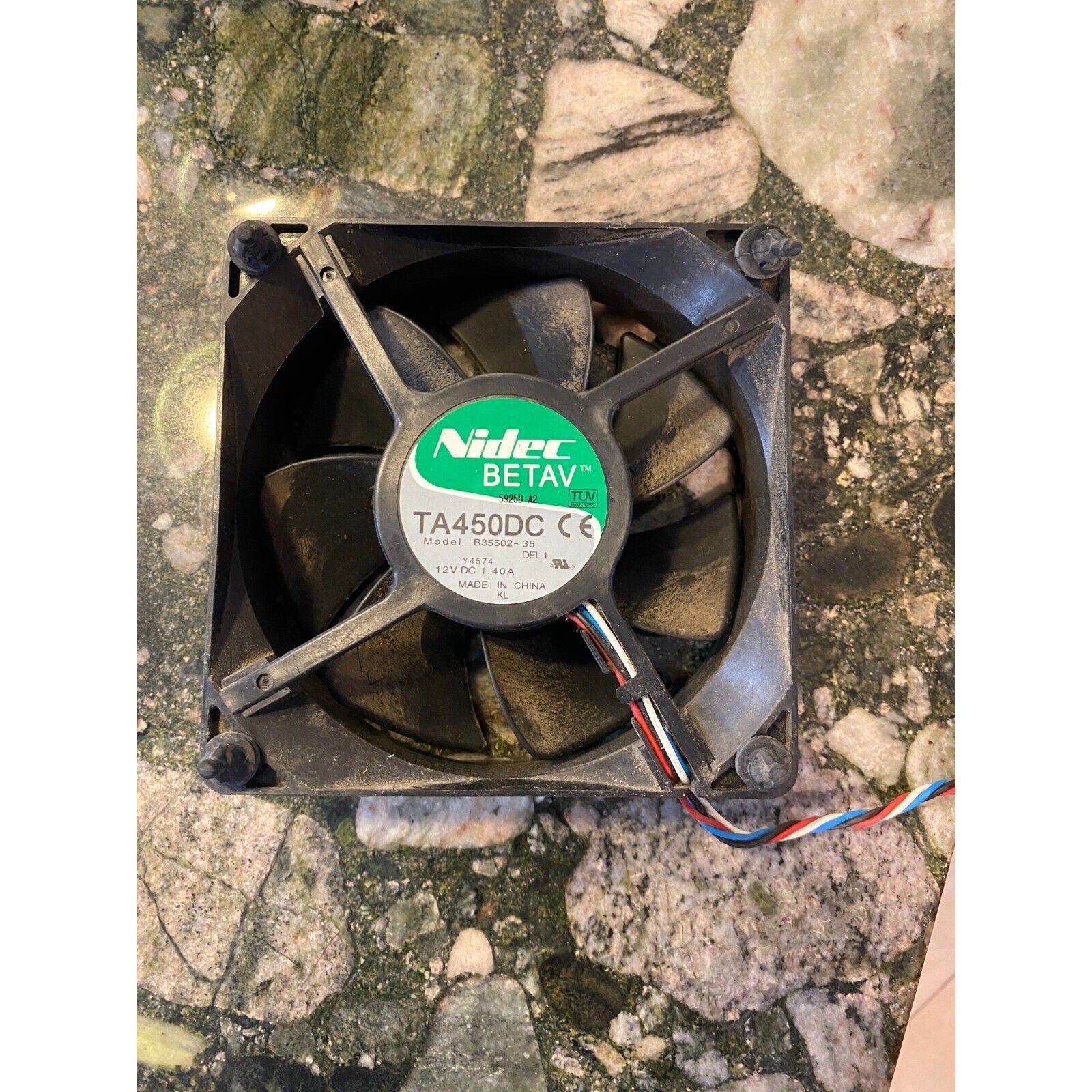 Nidec Betav TA450DC Quiet Case Cooling Thermal Sensor Fan Black
