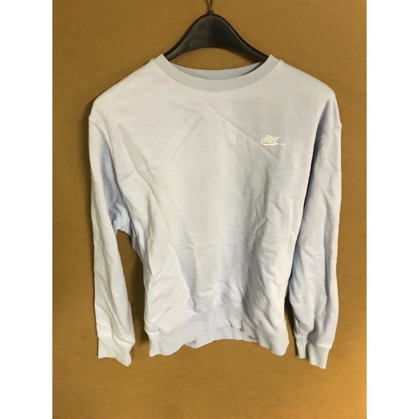 Nike Crewneck Pullover Sweatshirt Lilac Women's Medium front of sweatshirt
