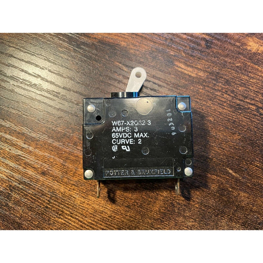 Potter &amp; Brumfield W67-X2Q82-3 Breaker 3Amp, 65VDC, Curve 2