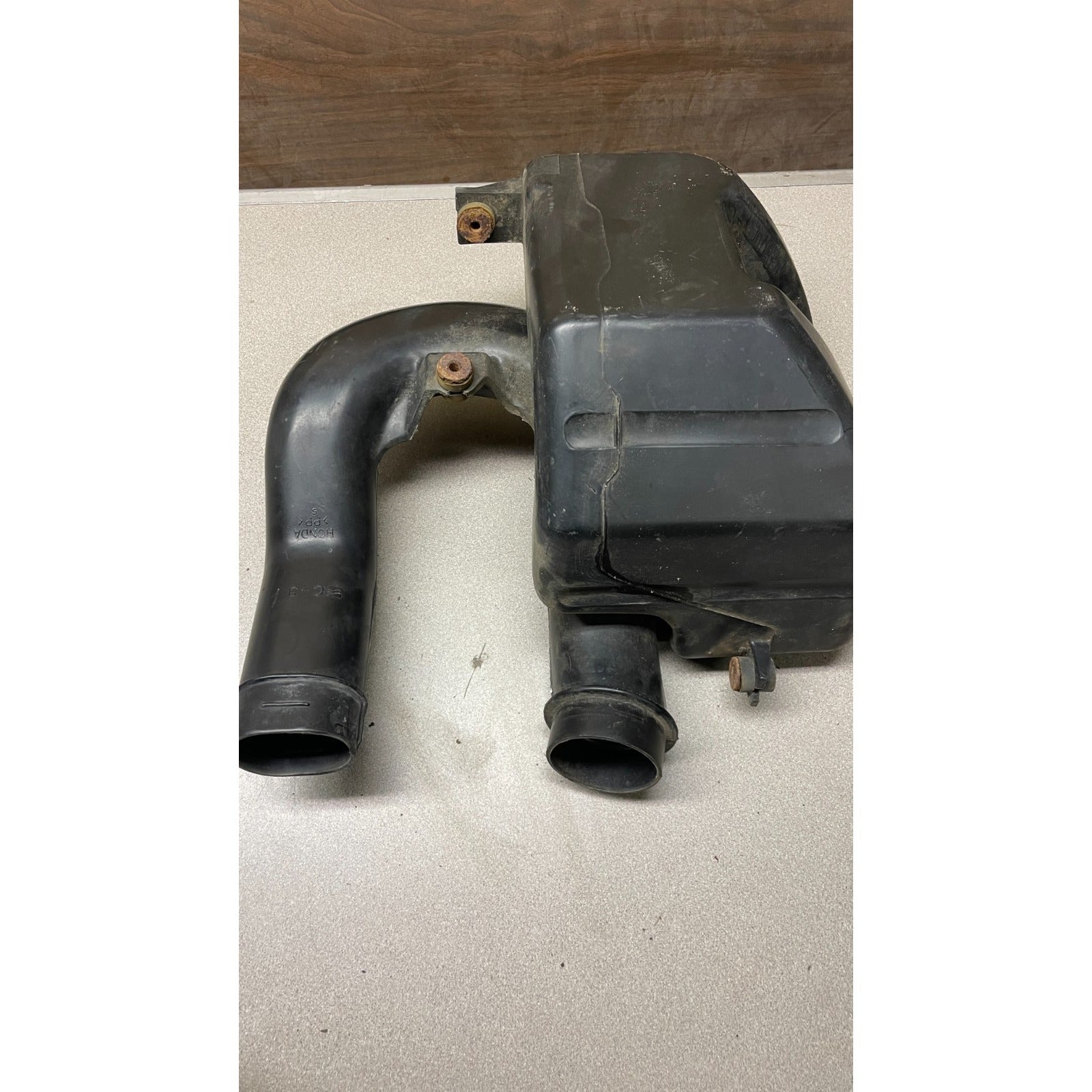 OEM Honda Civic Del Sol Intake Resonator Box top view